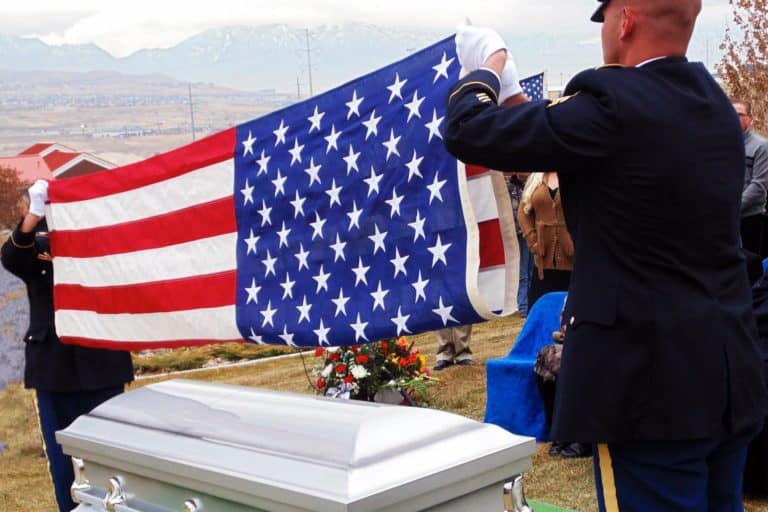 Easy to Understand Guide on Veterans Burial Benefits
